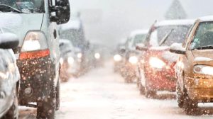 Son Dakika! Yoğun kar yağışı nedeniyle Bursa'yı Ankara'ya bağlayan kara yolunun bir bölümü çift taraflı ulaşıma kapatıldı